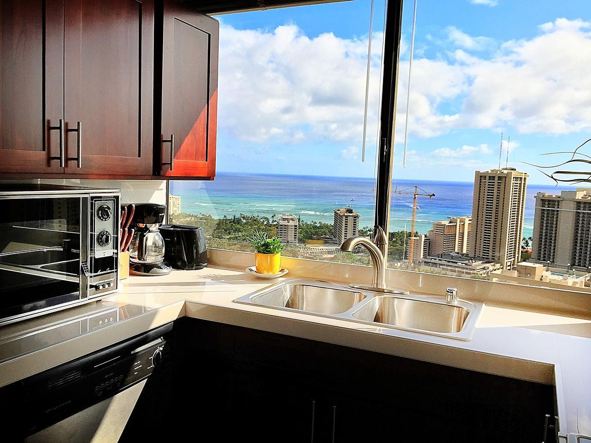 Appartement Hawaiian Monarch Penthouse 401 By Hawaii Ocean Club à Honolulu Extérieur photo